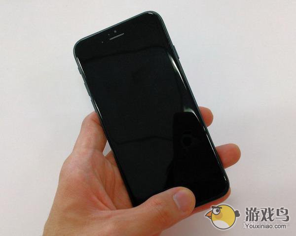 传配氙气闪灯 采用弧形触控屏的iPhone 6[多图]图片1