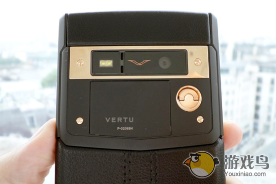 Vertu宣布将与宾利合作 推出特别定制的Vertu手机[多图]图片1