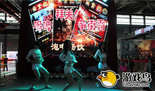 2014ChinaJoy精彩抢先看 机锋展台美女热舞开场[多图]图片3