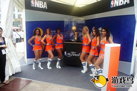 巨星助阵《NBA梦之队》展台 NBA杭州站开启[多图]图片2