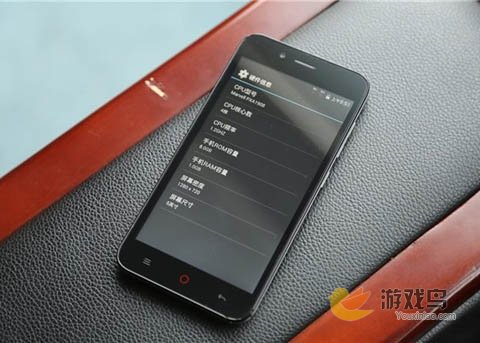 平民价 中国联通携手小辣椒推399低端手机图片2