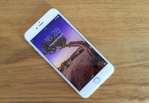 iPhone 7为了更轻更薄 或使用OLED屏幕[图]图片1