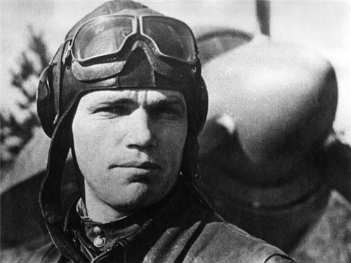 战争手游《浴血长空》二战史上的著名飞行员[多图]图片2