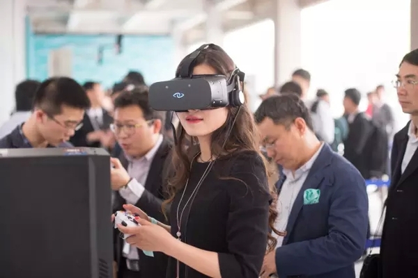 王洁：2016是3Glasses与VR产业发展的重要一年[多图]图片4