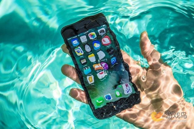 苹果三星索尼的手机真能防水？这才是真相图片5