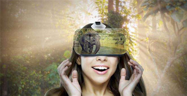 足不出户逛全球!eSmart见证VR智能娱乐硬件崛起[多图]图片1